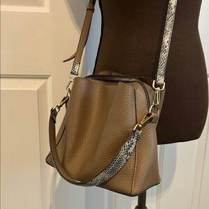 Sondra Roberts Squared crossbody or shoulder bag